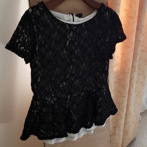 Forever 21 black peplum lace top Sz M